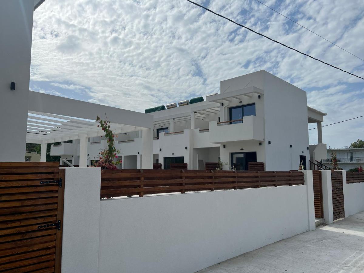 Plános Κimiro Hotel Tsilivi מראה חיצוני תמונה